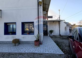 Stabile - Palazzo Via Amalfi, 109 
 Dormelletto, Dormelletto - foto 13