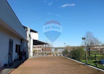 Stabile - Palazzo Via Amalfi, 109 
 Dormelletto, Dormelletto - foto 14