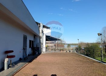 Stabile - Palazzo Via Amalfi, 109 
 Dormelletto, Dormelletto - foto 15