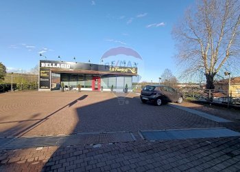 Stabile - Palazzo Via Amalfi, 109 
 Dormelletto, Dormelletto - foto 20