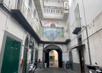 Box Via Monte di Dio, Napoli (zona San Ferdinando) - foto 10