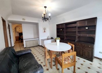 soggiorno - Four-room apartment via Borgo Barnati, Pontedassio - photo 4