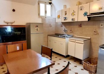 cucina - Four-room apartment via Borgo Barnati, Pontedassio - photo 7