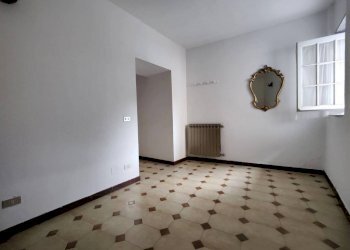 Camera da letto - Four-room apartment via Borgo Barnati, Pontedassio - photo 17