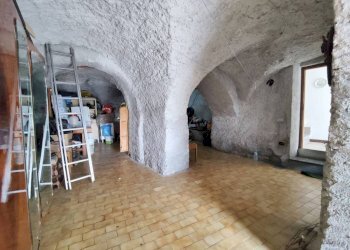 magazzino - Four-room apartment via Borgo Barnati, Pontedassio - photo 20