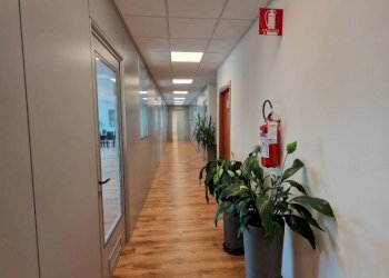 Corridoio - Ufficio via Vincenzo Monti, 23, Pero - foto 10
