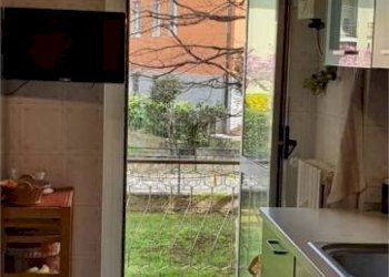 Cucina - Trilocale via Lazio, 43, Varese - foto 9