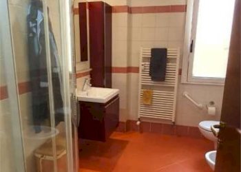 Bagno - Trilocale via Lazio, 43, Varese - foto 12