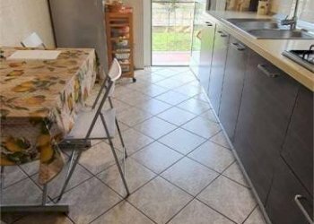 Cucina - Trilocale via Lazio, 43, Varese - foto 23