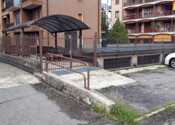 Magazzino via Fratelli Rosselli, 1, Varese - foto 1