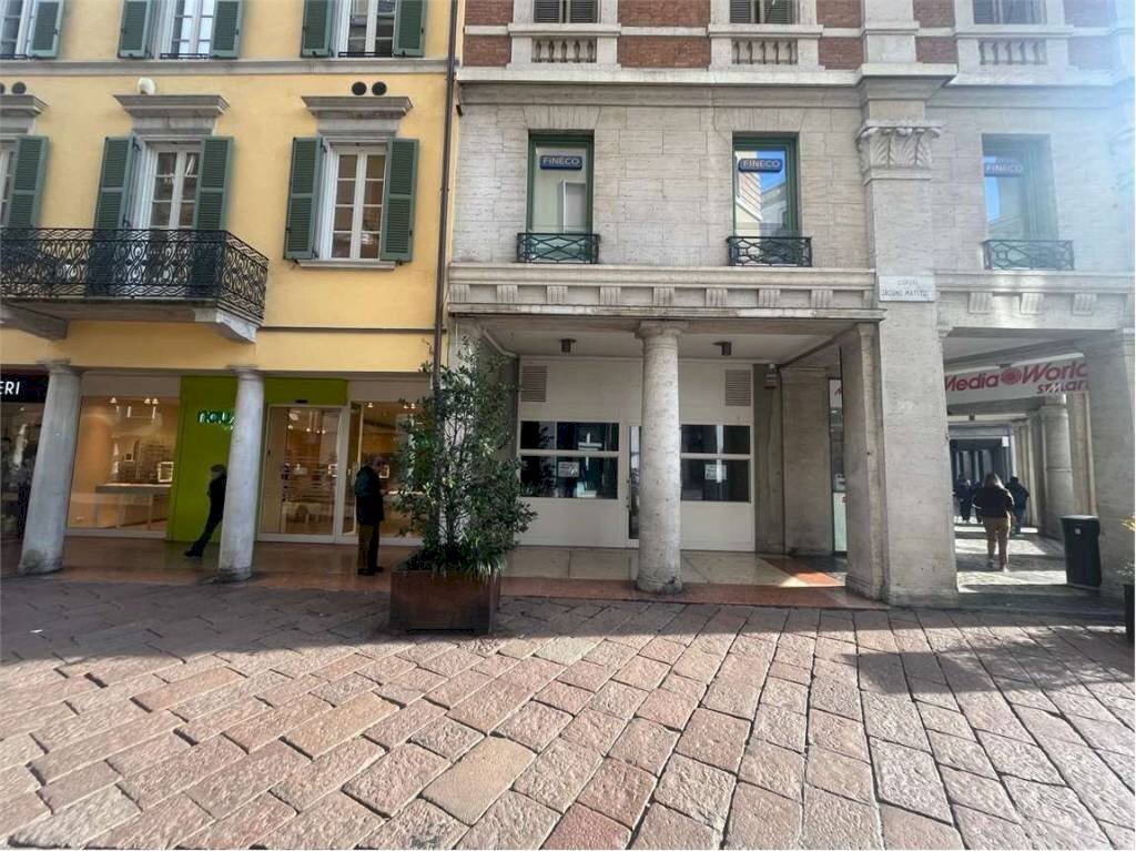 imm_3015-20240208121147-1151-.jpg - Shop corso Giacomo Matteotti, 2, Varese - photo 2