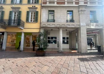 imm_3015-20240208121147-1151-.jpg - Negozio corso Giacomo Matteotti, 2, Varese - foto 2