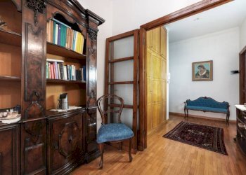 Stanza arredata - Appartamento via della Libertà, 26, Rapallo - foto 11