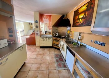 Cucina - Villa via debbio, Bolano - foto 36