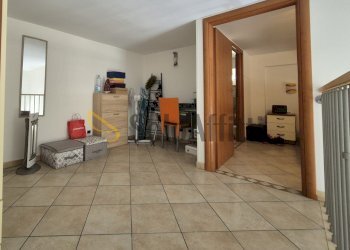 20240601_114711.jpg - Two-room apartment Catanzaro - photo 7