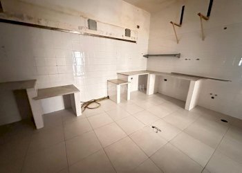 IMG-20240614-WA0021.jpg - Locale Commerciale Via Giambattista Vico 9, Caserta - foto 11