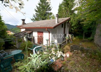 9 casa indipendente giardino comano.jpg - Villa Comano - foto 9