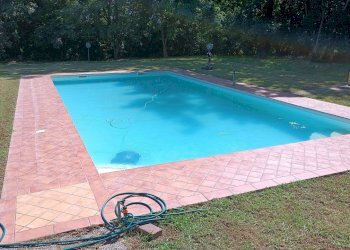 2 vendesi-villa-piscina-castelnuovo-magra.jpg - Villa Castelnuovo Magra - foto 2