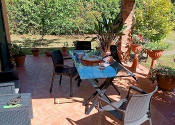 11 vendesi-villa-piscina-castelnuovo-magra.jpg - Villa Castelnuovo Magra - foto 11