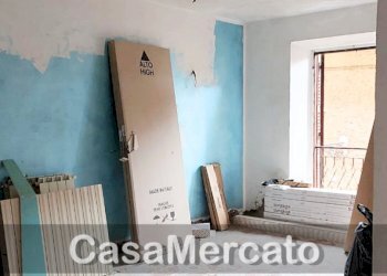 b3.jpg - Trilocale Via del Macello Vecchio, Rocca di Papa - foto 4