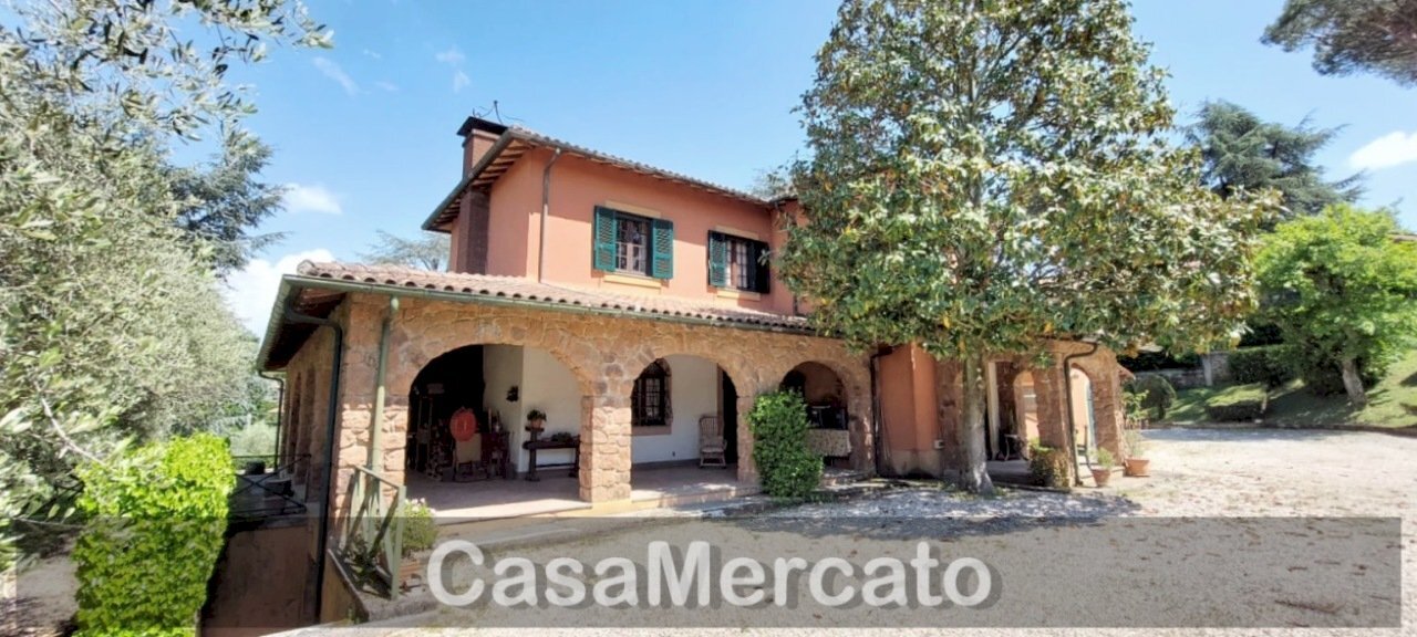 2e.jpg - Villa Viale Vittorio Veneto 114, Grottaferrata - photo 2