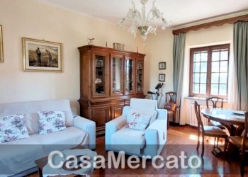 b3.jpg - Villa Viale Vittorio Veneto 114, Grottaferrata - foto 7