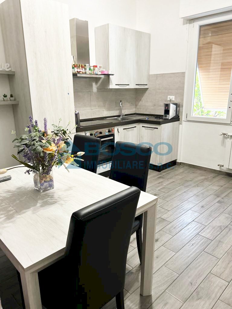 6.jpg - Appartamento Via Fiasella 5, La Spezia - foto 1