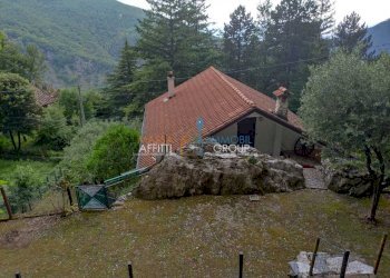 WhatsApp Image 2024-06-13 at 18.16.30 (6).jpeg - Villa Località Antona 5, Massa - foto 15