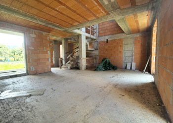 05.jpg - Villa a Schiera Via Bozzi 103, Luni - foto 5