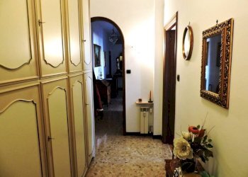 INGRESSO - Trilocale via Bartolomeo Carrea, 8, Genova (zona Sampierdarena) - foto 4