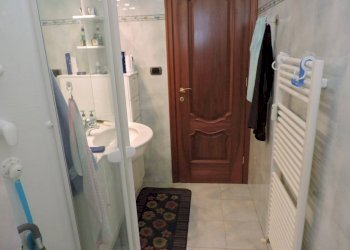 BAGNO - Trilocale via Bartolomeo Carrea, 8, Genova (zona Sampierdarena) - foto 13