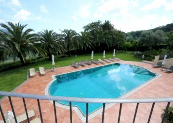 Piscina - Quadrilocale via Antonietta Massuccone Mazzini, Genova (zona Bolzaneto) - foto 13