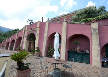 Giardino - Quadrilocale via Antonietta Massuccone Mazzini, Genova (zona Bolzaneto) - foto 15