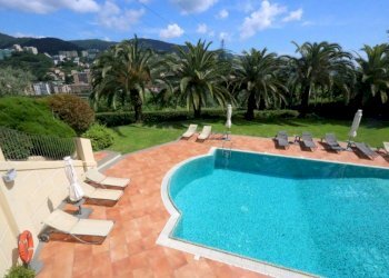 Piscina - Quadrilocale via Antonietta Massuccone Mazzini, Genova (zona Bolzaneto) - foto 18