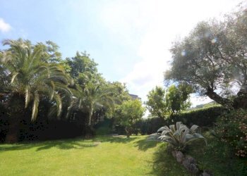 Giardino - Quadrilocale via Antonietta Massuccone Mazzini, Genova (zona Bolzaneto) - foto 28