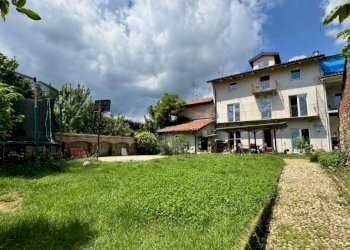 GIARDINO - Villa a Schiera strada Barazzetto Vandorno, 75, Biella - foto 4