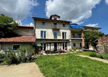 FACCIATA - Villa a Schiera strada Barazzetto Vandorno, 75, Biella - foto 25