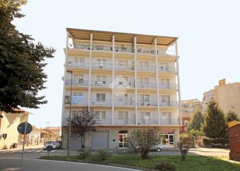 Two-room apartment Via Mirafiori, Beinasco - photo 1