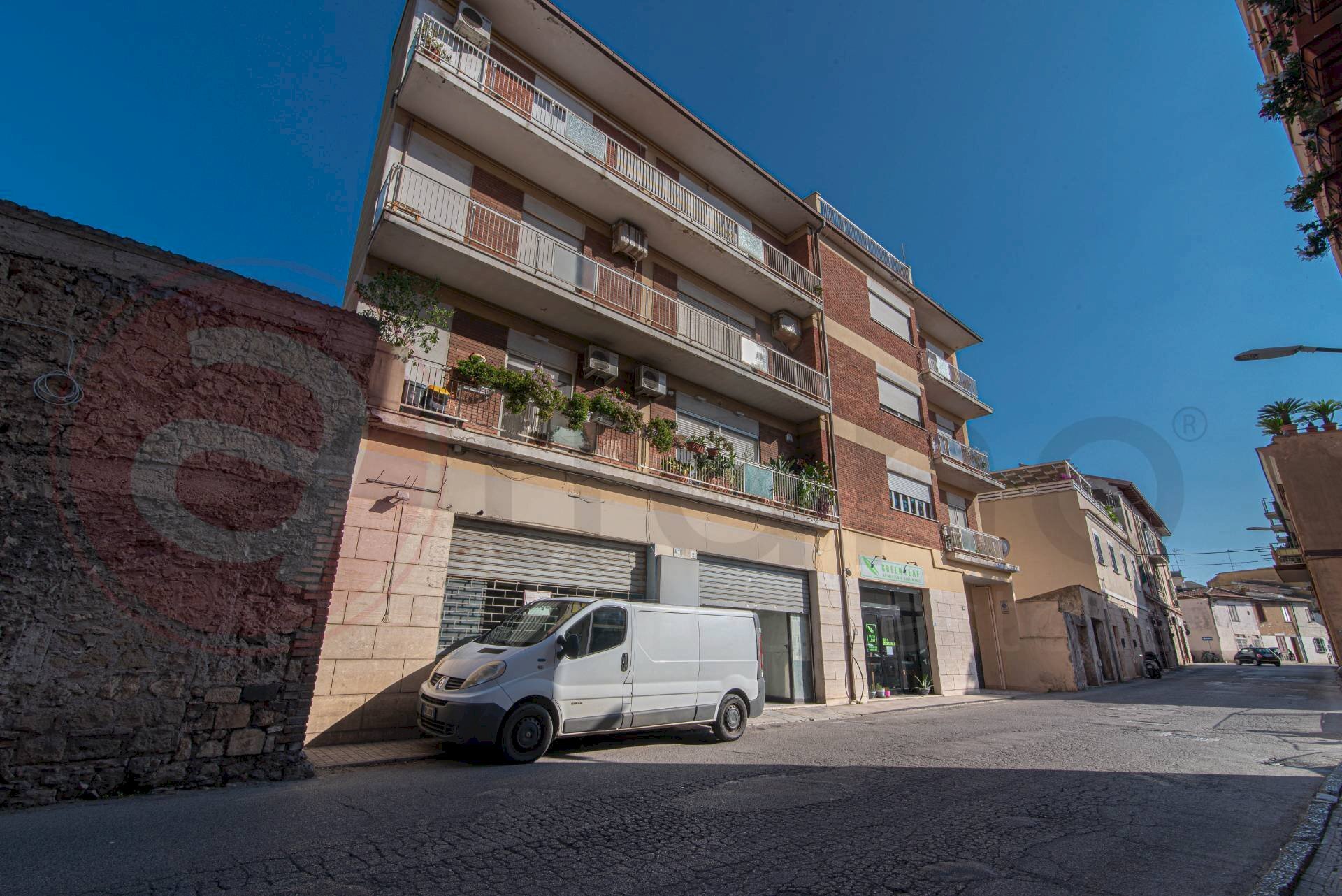 Locale Commerciale Via Gregorio Antonelli, Terracina - foto 3