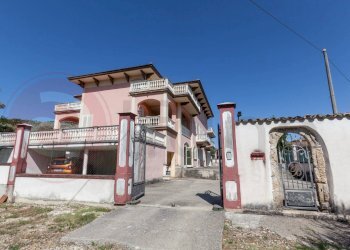 Villa Bifamiliare Via pozzi petrolio, San Giovanni Incarico - foto 14