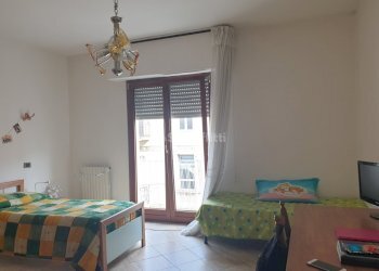 camera2 - Three-room apartment Catanzaro - photo 9