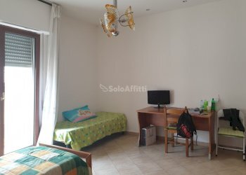 camera2 - Three-room apartment Catanzaro - photo 10