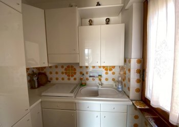 image00013.jpeg - Appartamento Largo Parodi 2, San Bartolomeo al Mare - foto 3