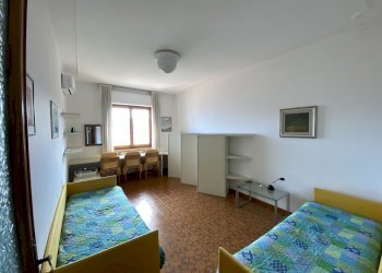 image00011.jpeg - Appartamento Largo Parodi 2, San Bartolomeo al Mare - foto 11