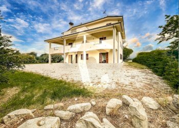 Esclusiva - 2024-12-14T110344.704.png - Villa Santa Maria Nuova - foto 1