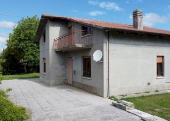 Facciata - Villa strada di Carpaneto, Pesaro - photo 17