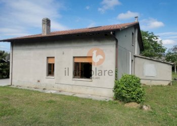Facciata - Villa strada di Carpaneto, Pesaro - foto 25