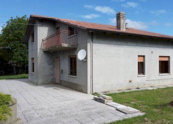 Facciata - Villa strada di Carpaneto, Pesaro - foto 16