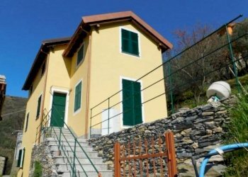 Facciata - Independent house via Serro Antico, Avegno - photo 1