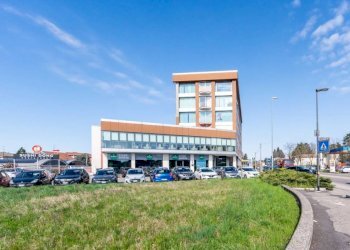 esterno - Ufficio via Bruno Passerini, 16, Tradate - foto 1